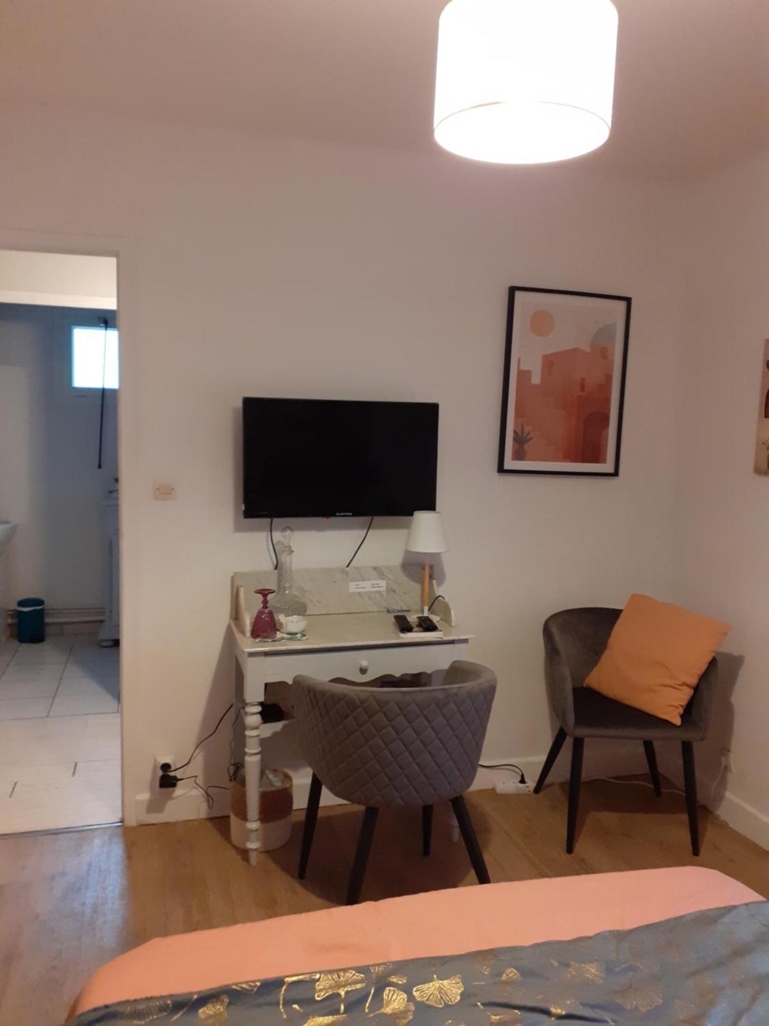 Les Oiseaux Chambre D'Hotes Saint-Florent-sur-Cher Exterior photo